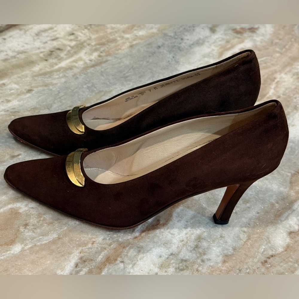 Women’s BALLY Vintage Jeneffe Brown suede pumps- Size 7 - Picture 4 of 6